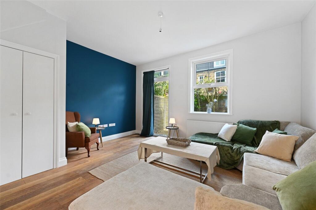 Main image of property: Thorpebank Road, London, W12
