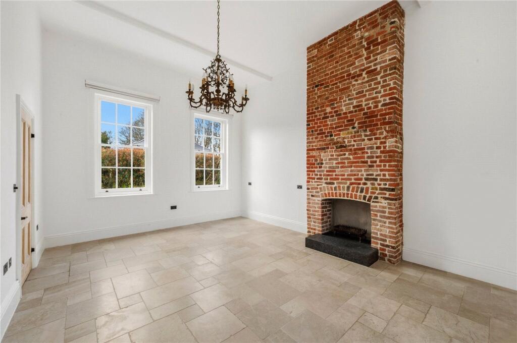 Main image of property: Warren Rise, New Malden, Surrey, KT3
