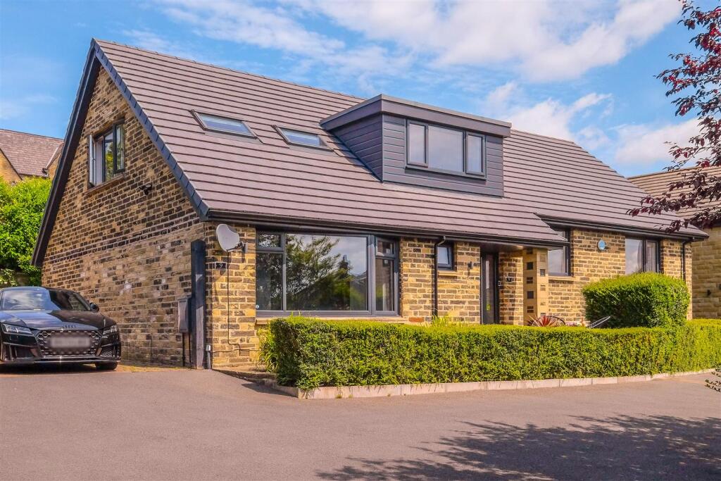 Main image of property: Smithfield Avenue, Halifax