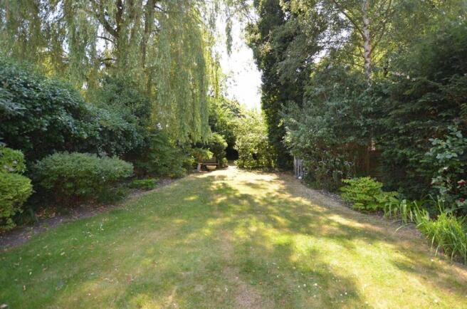 Beech Avenue, London, N20 photo 2