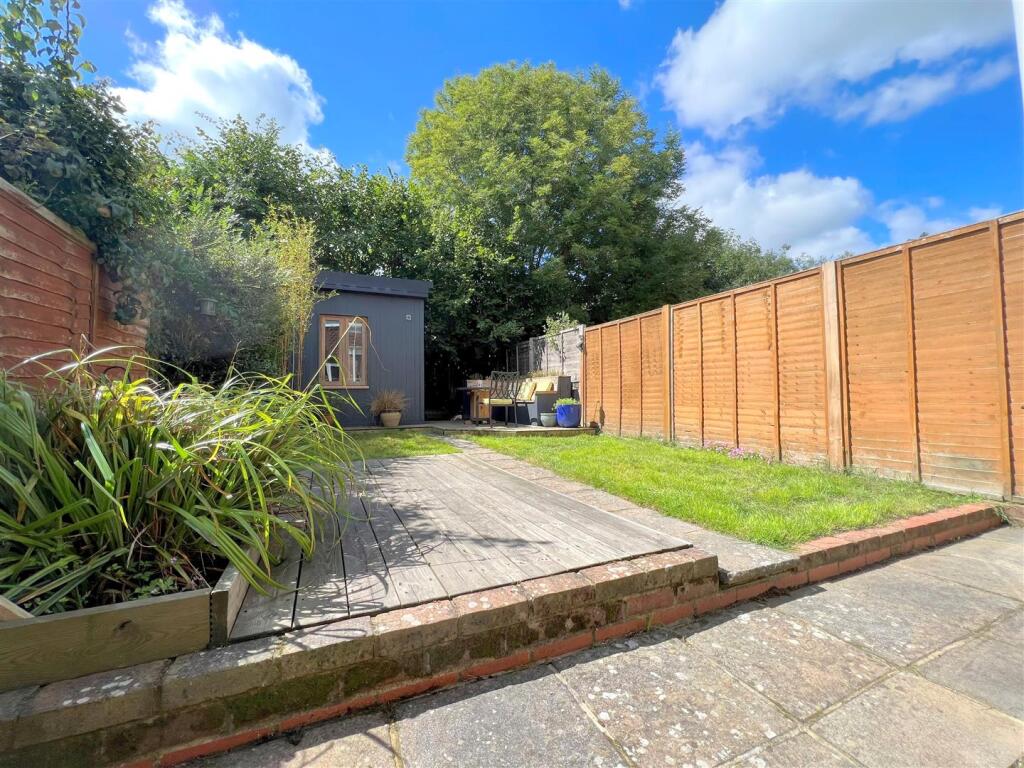 Shirley Grove, Tunbridge Wells photo 4