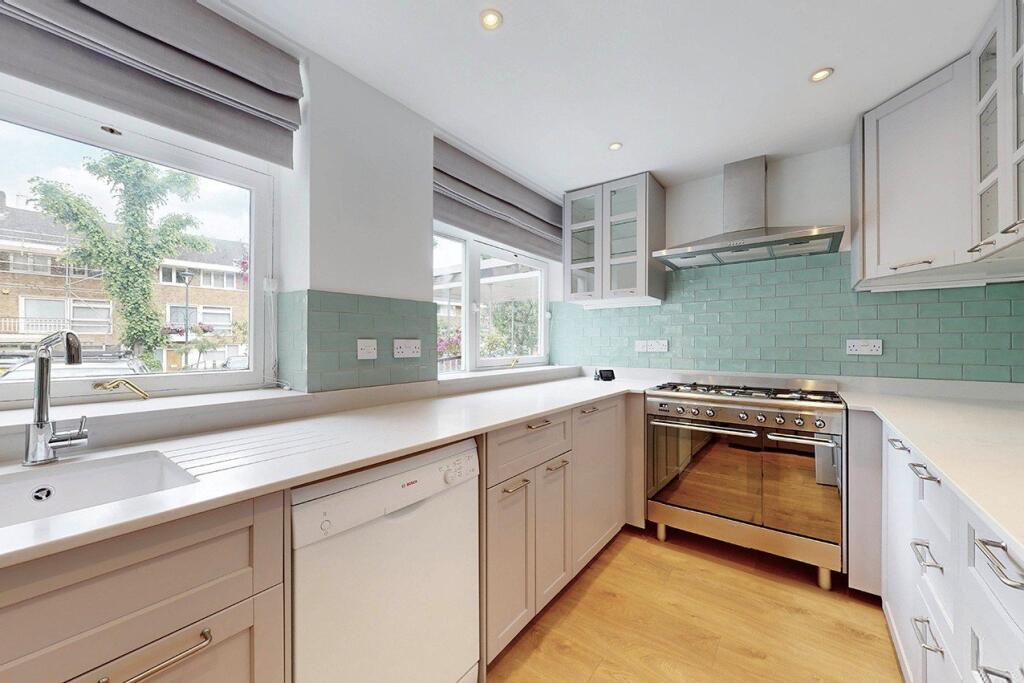 Apartment in London - View 4