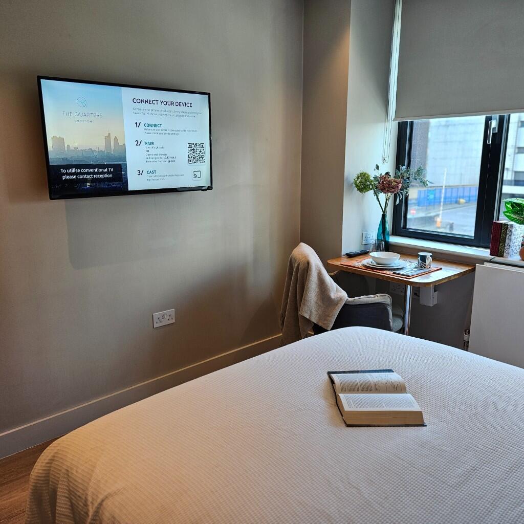 Main image of property: Wellesley Road, Croydon, London, CR0
