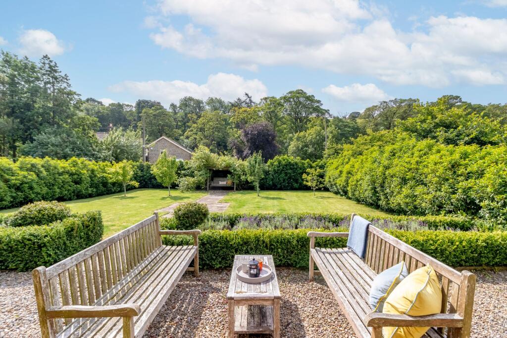 House in Harrogate - View 4
