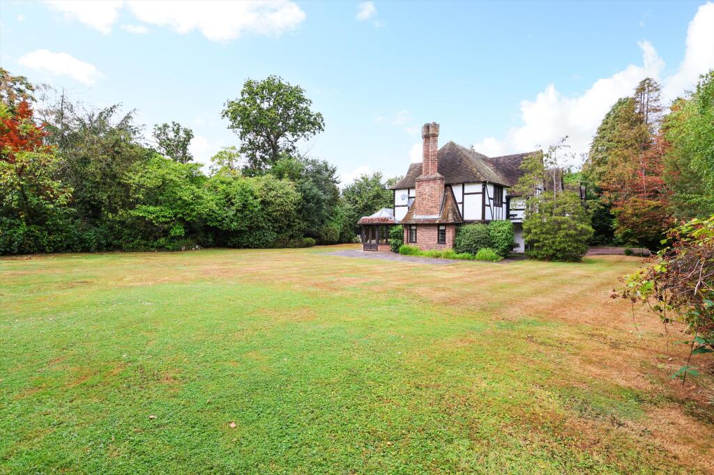 Main image of property: Silverdale Avenue, Ashley Park, Walton-on-Thames, Surrey, KT12