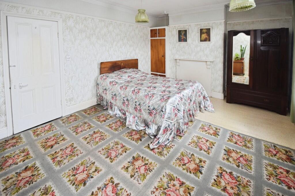House in Bradford, Shipley - View 5