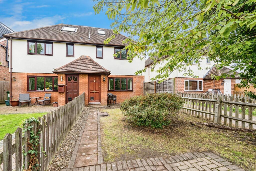Main image of property: Pitts Close, Stoke Mandeville, Aylesbury