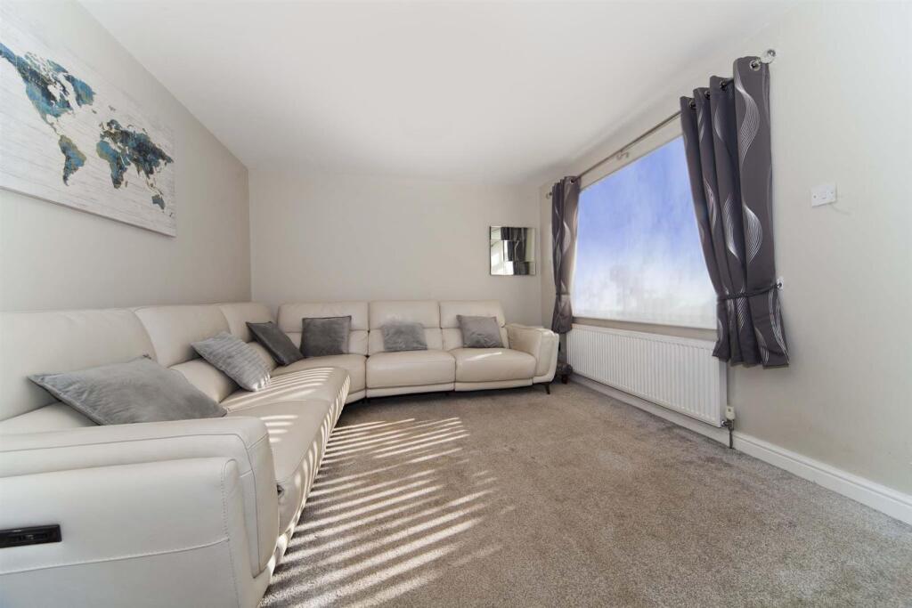 House in Stockton-on-Tees - View 4