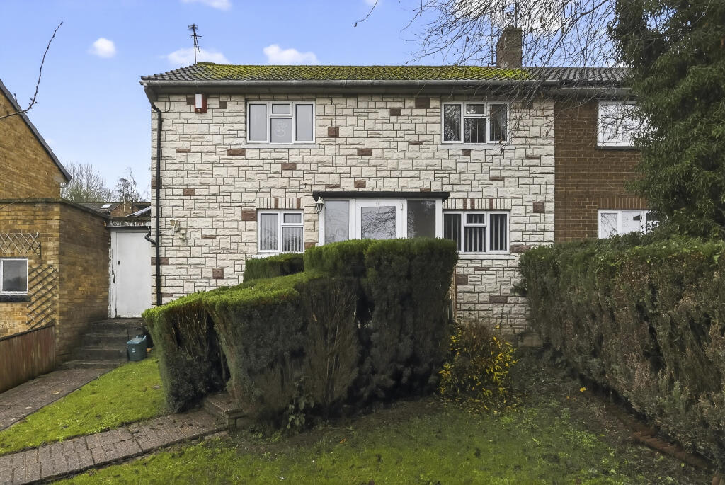 House in Dacorum, Markyate - View 2