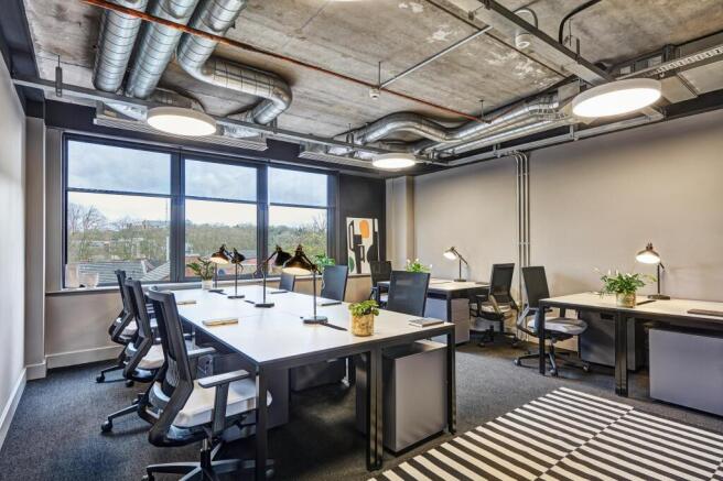Clockwise_WoodGreen_StyledOffice_6.jpg