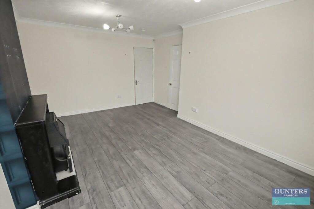 Additional image 4 of Penny Hill Drive Clayton, Bradford, BD14 6NH