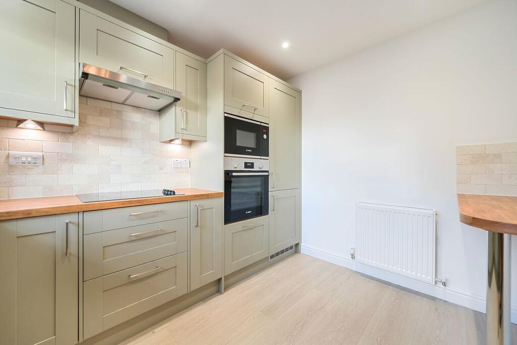 Apartment in London - More