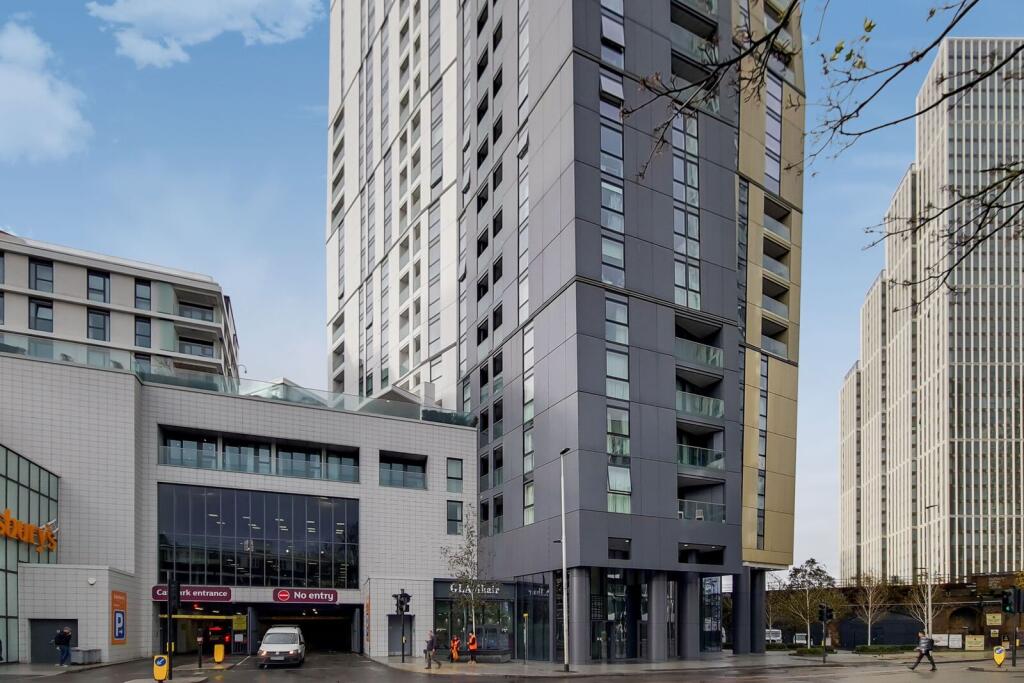 Nine Elms Point, Wandsworth Road, Nine Elms, London, SW8 - View 4