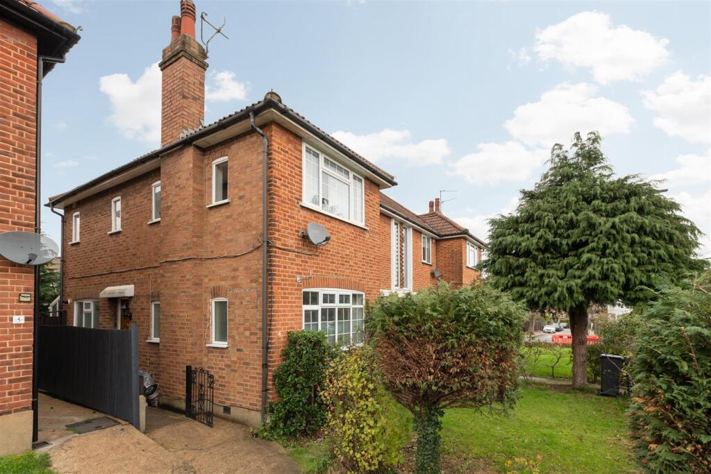 Main image of property: Dorchester Court, London