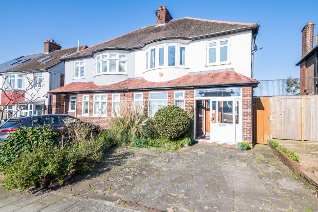Main image of property: Herne Hill Road, London, SE24