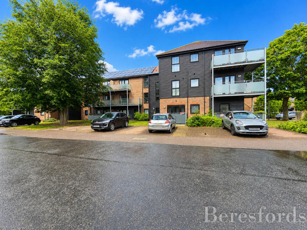 Main image of property: Dunningford Close, Hornchurch, RM12