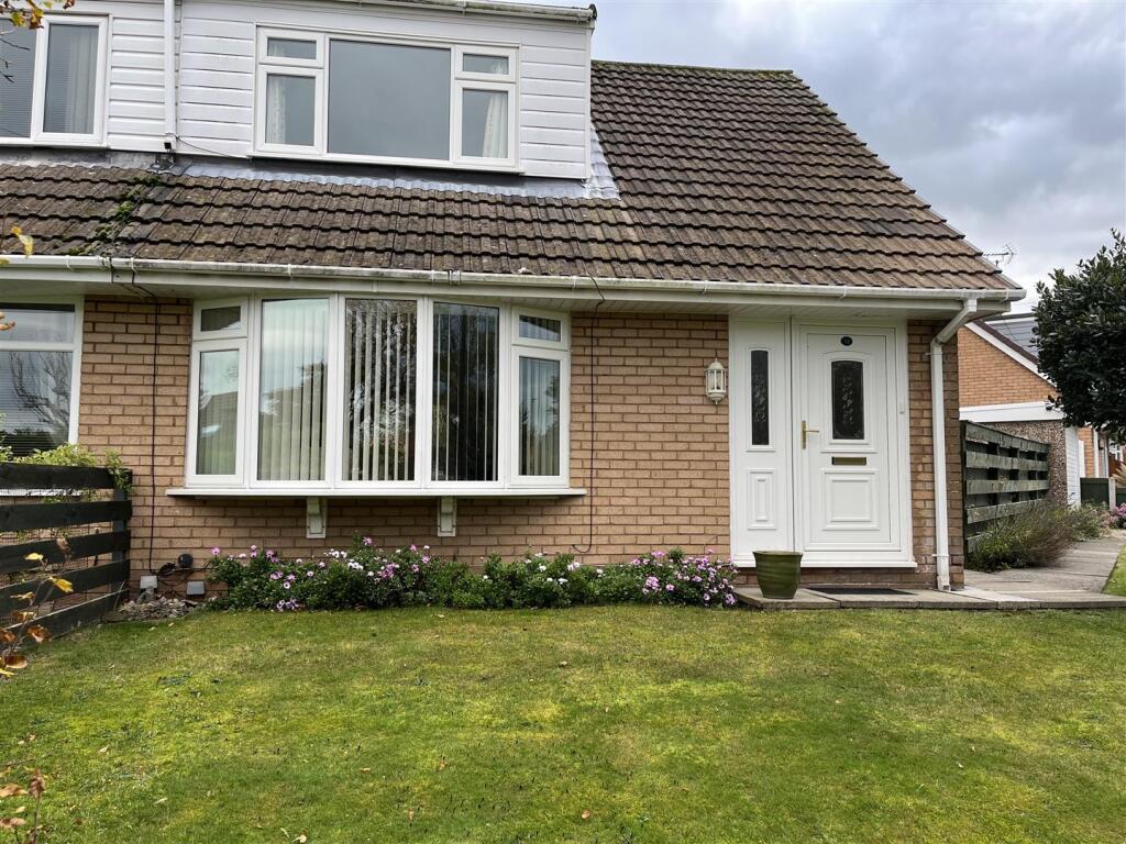 3-bed semi-detached on Birkdale Avenue, Colwyn Bay, £249,950