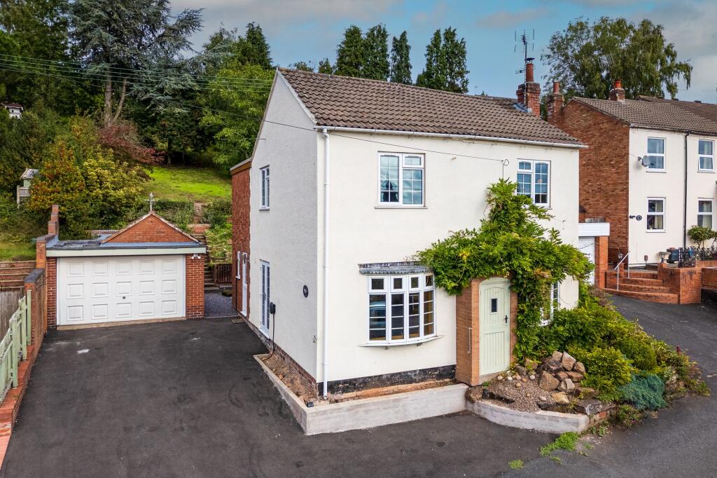 4-bed detached on 27, Pitt Street, Kidderminster, DY10, £425,000