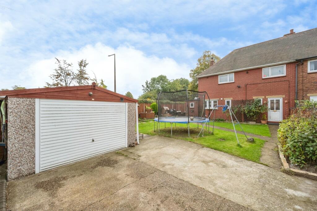 Main image of property: Hall Broome Gardens, Bolton-Upon-Dearne, Rotherham