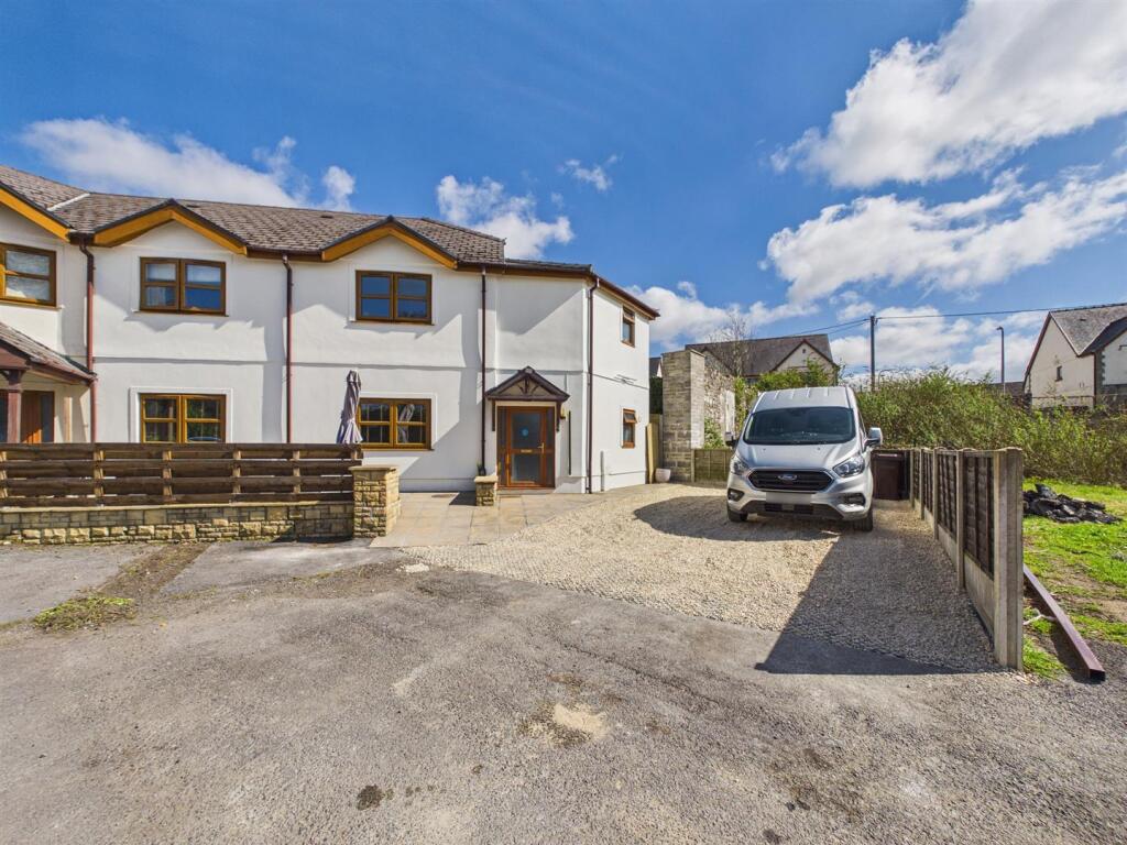Main image of property: Gwenllian Court, Mynyddygarreg, Kidwelly