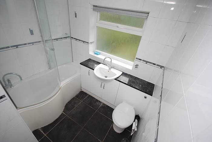 House in Leicester - View 2