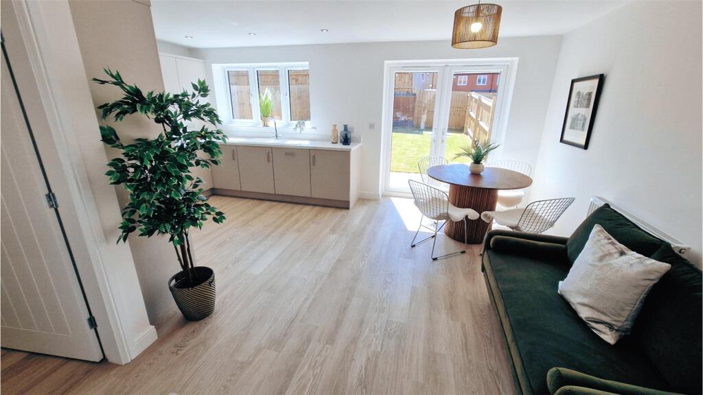 House in Nottingham - More