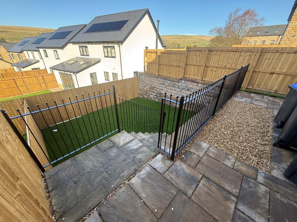 Additional image 4 of Great Clough Dr,
Rossendale,
BB4 8QZ