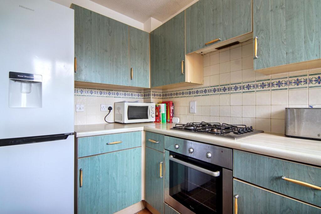 Meadowcroft Close, Coventry, CV4 photo 4