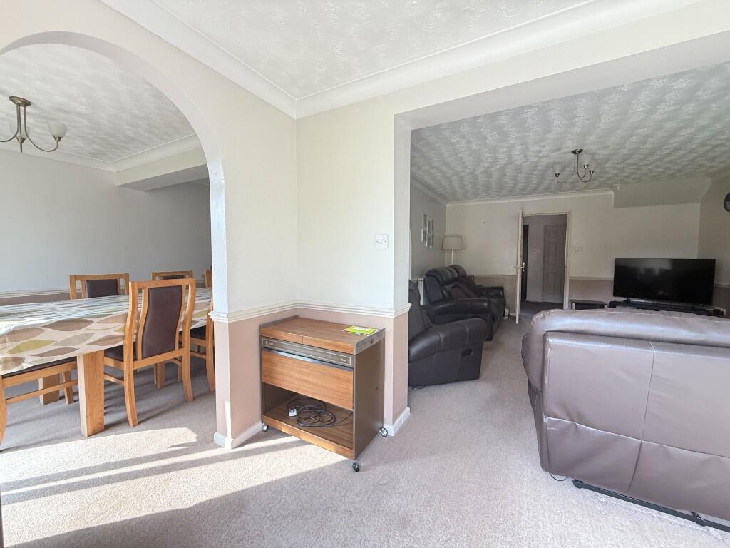 Primrose Close, Attleborough, Norfolk, NR17 photo 4