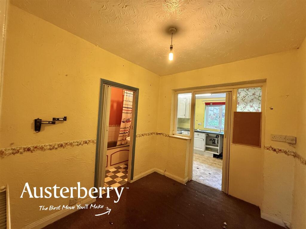 House in Newcastle-under-Lyme, Porthill - View 5