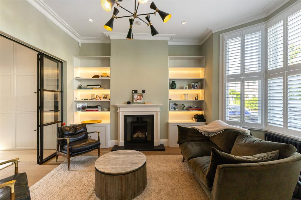 Main image of property: Elms Crescent, London, SW4