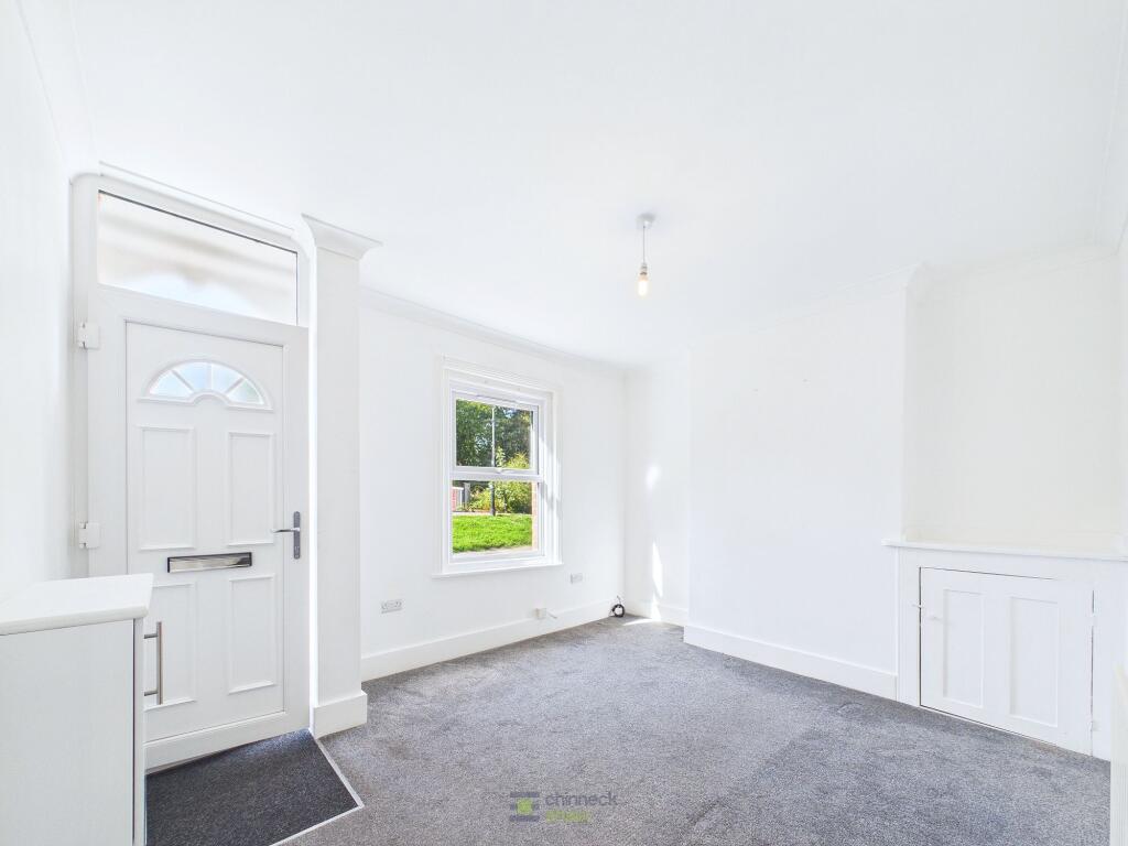 House in Southampton - View 2
