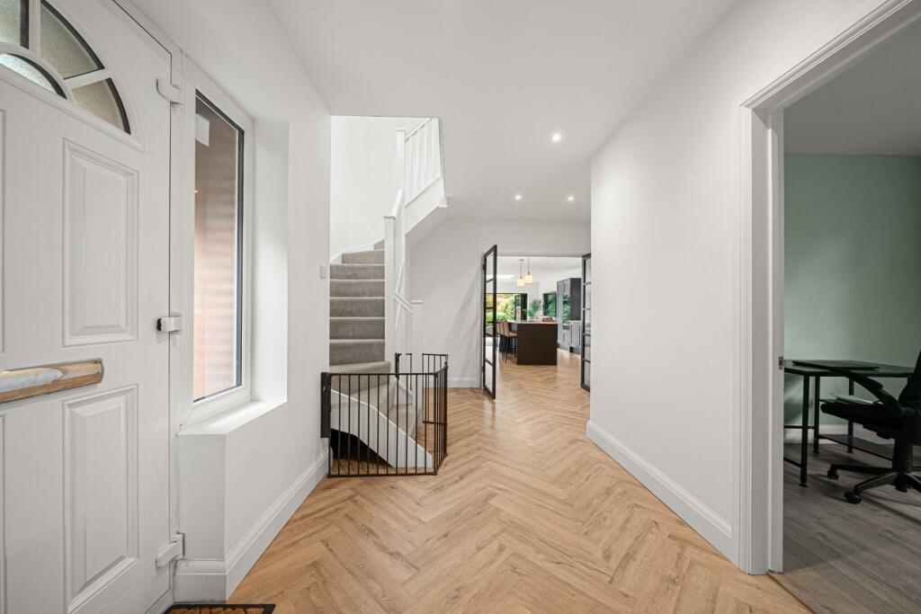 House in Kingston upon Thames - View 5