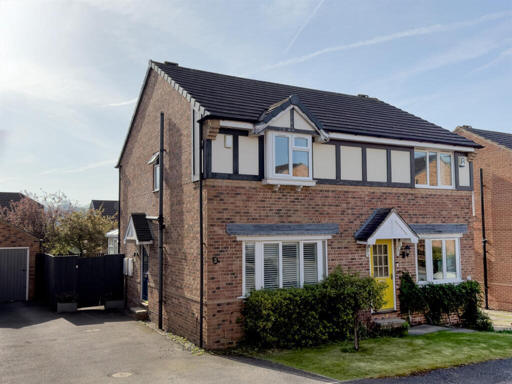 Main image of property: Woodside Avenue, Meanwood, Leeds, West Yorkshire