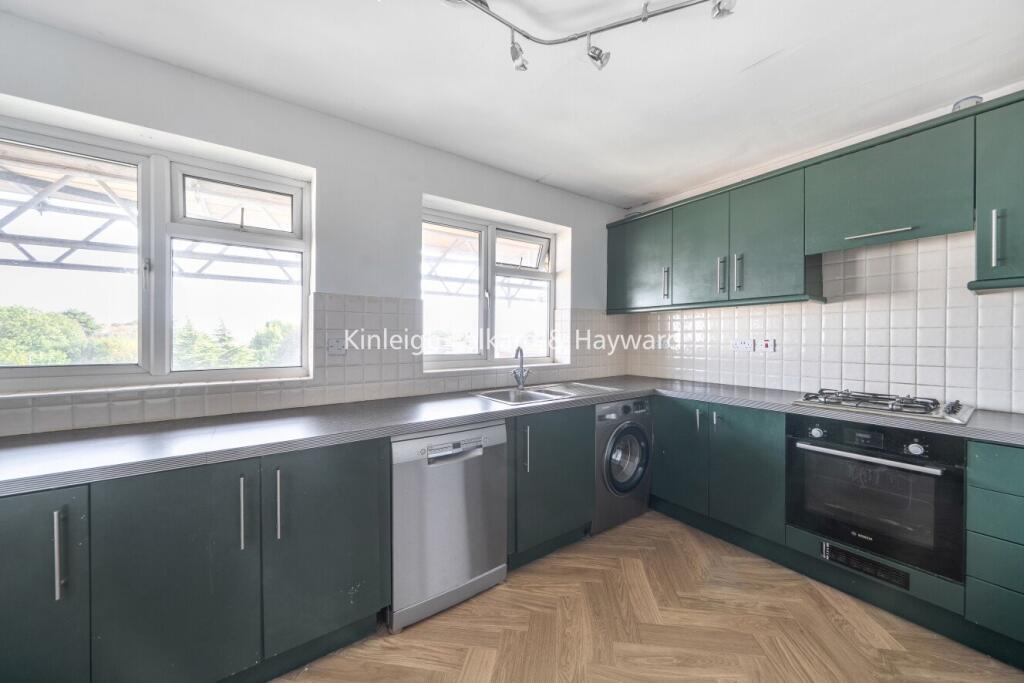 Main image of property: High Road, London, N20