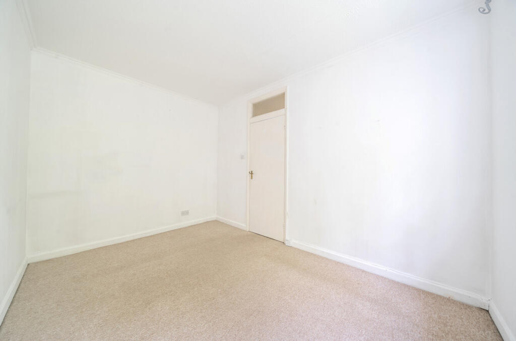Apartment in Brighton, Withdean - More