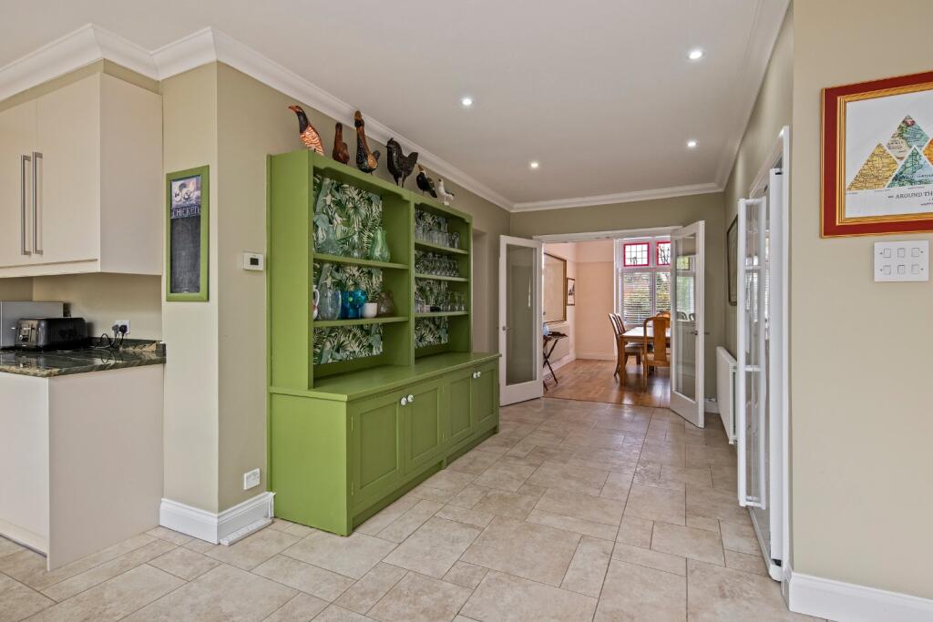 House in London - View 4