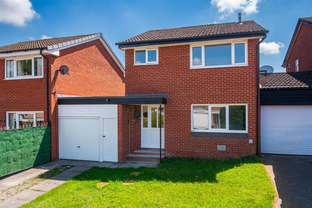 Main image of property: Well Orchard, Bamber Bridge, Preston