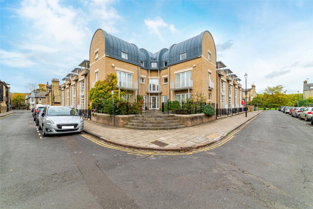 Main image of property: Portugal Street, Cambridge