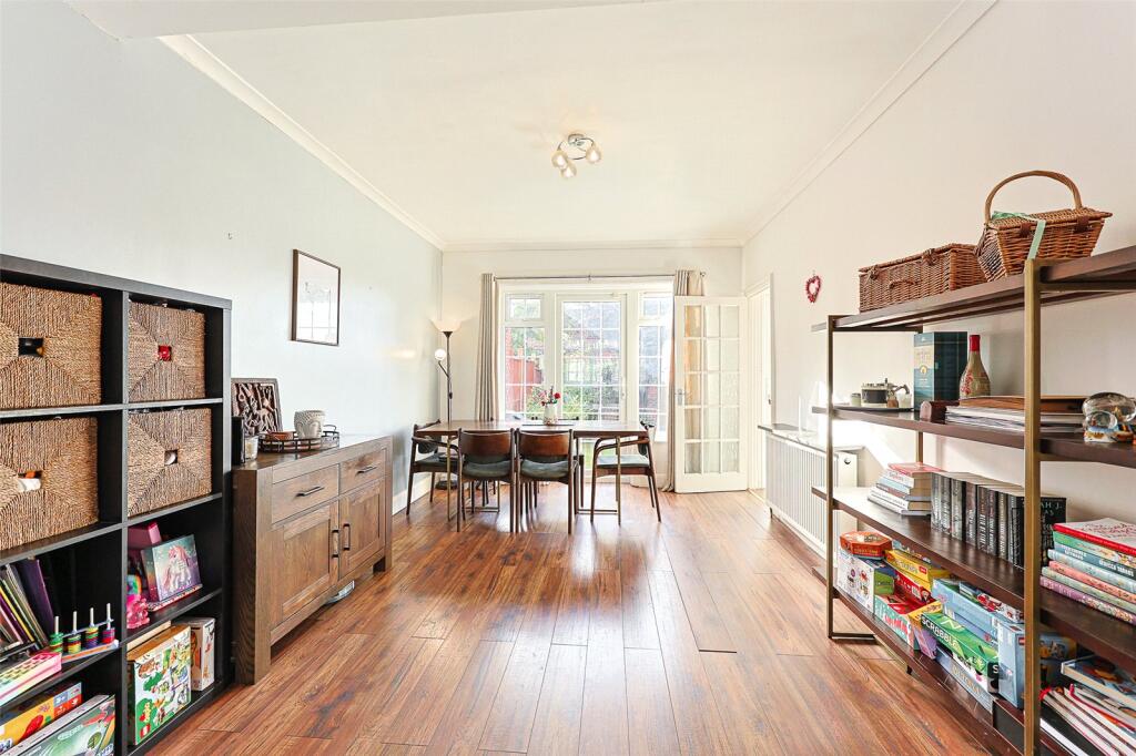 House in London, The Hyde, Colindale - More