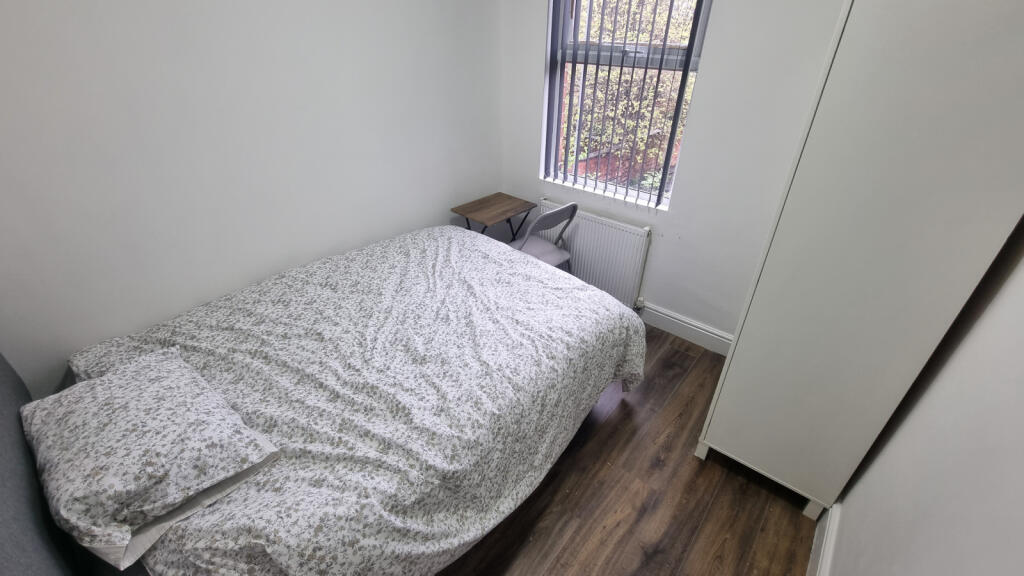 4 bedroom terraced house for rent