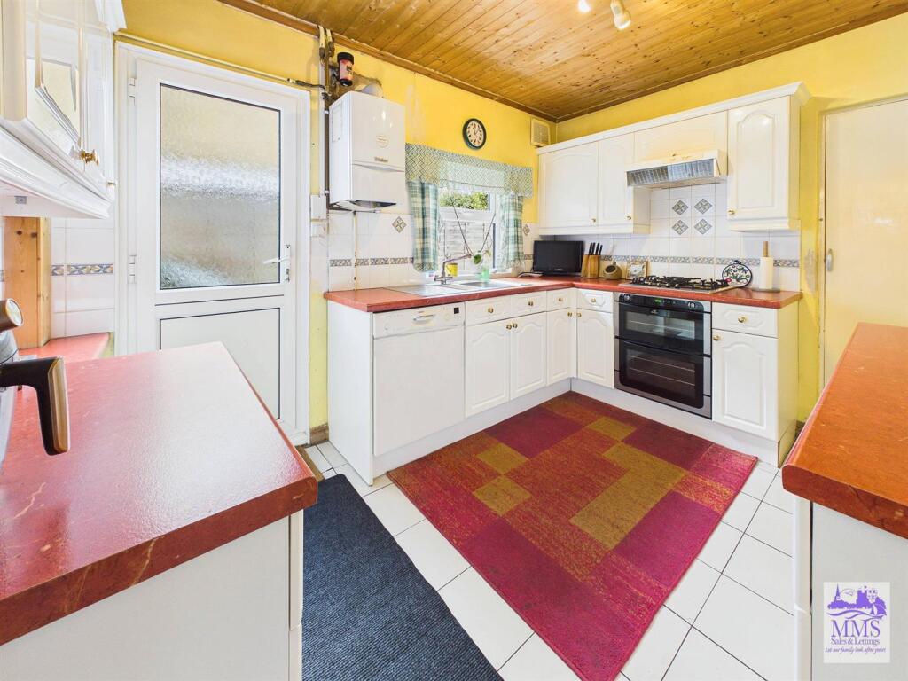 House in Strood, Medway - View 2