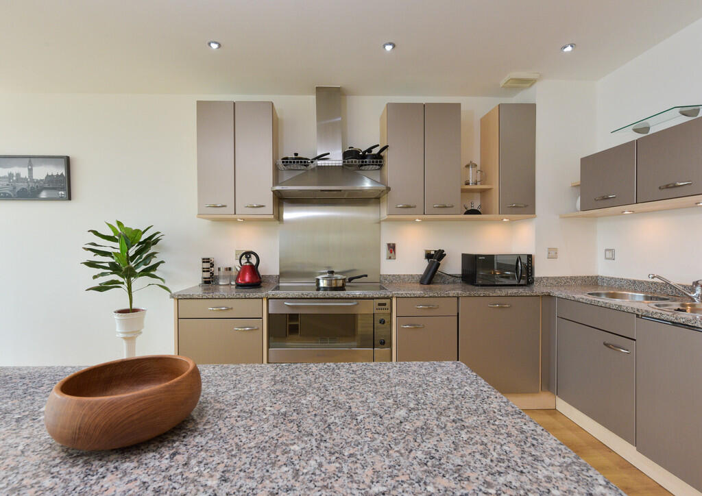 4 bedroom penthouse for rent