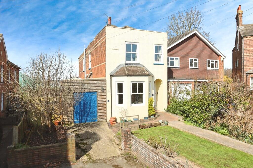 Main image of property: The Crescent, Tonbridge, Kent, TN9