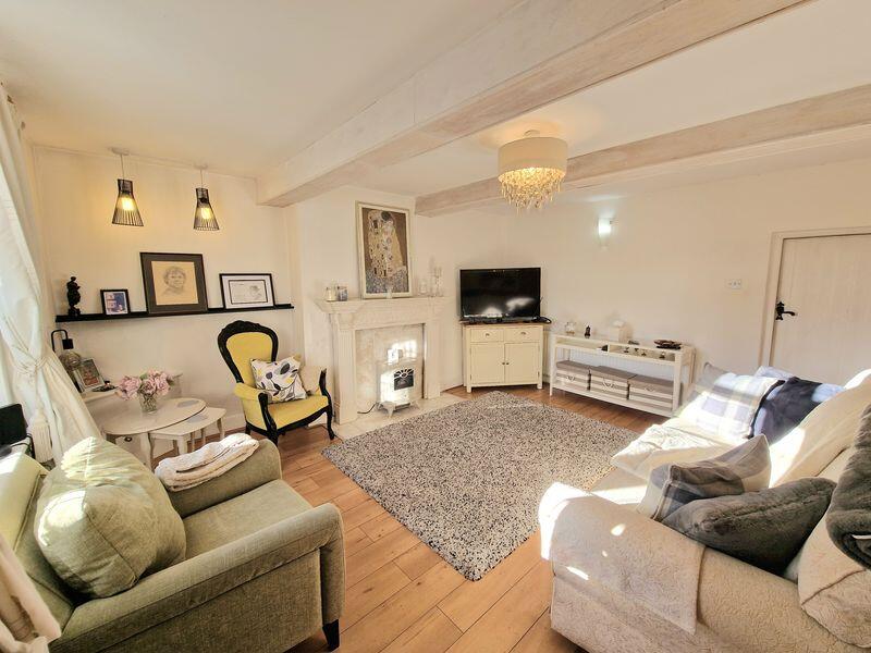 458 Stockport Road photo 4
