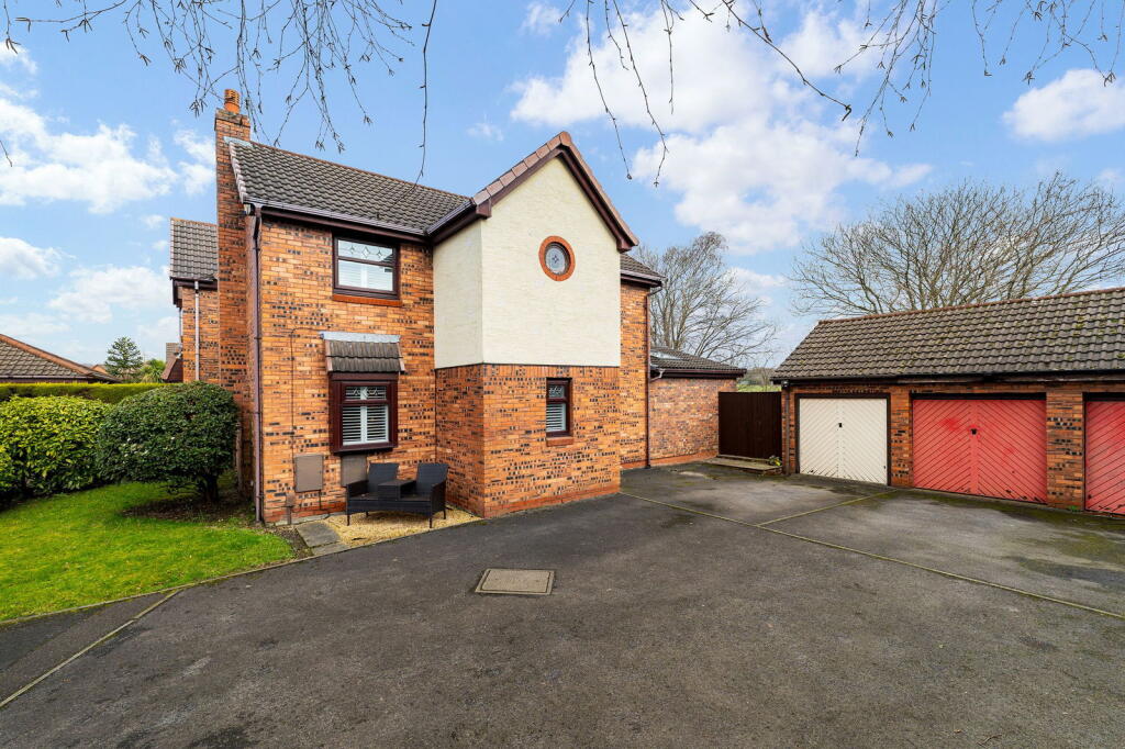 Main image of property: Douglas Park, Atherton, Manchester, M46 9EE