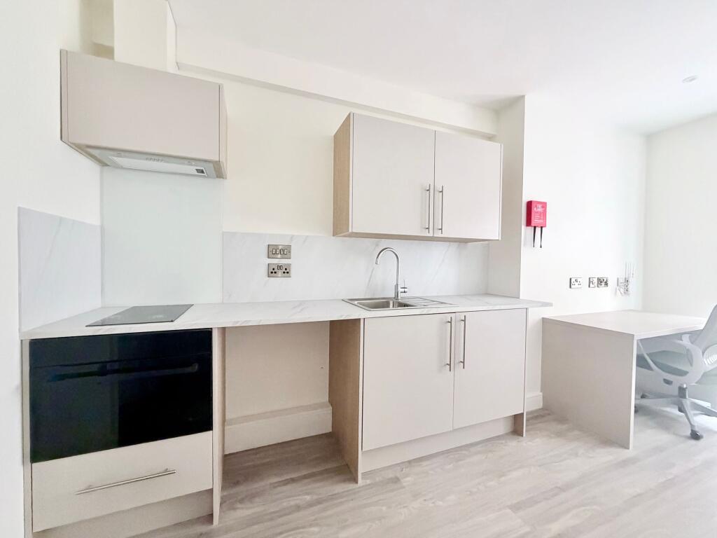 Apartment in Nottingham - View 2
