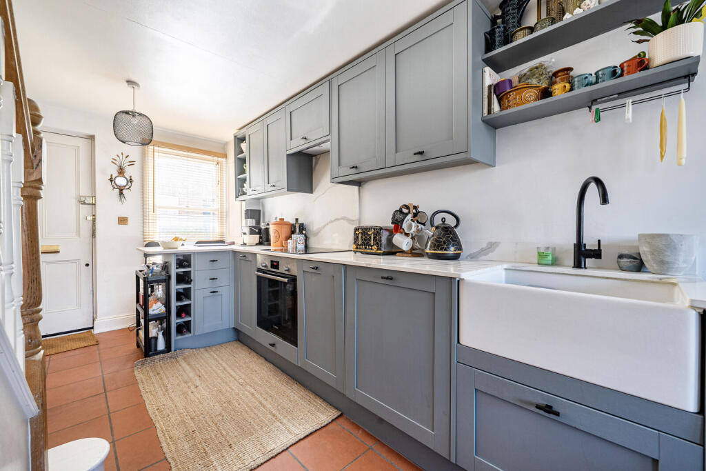 House in Harrow - View 4