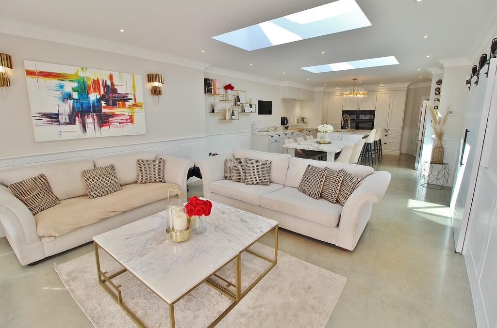 House in Portsmouth - View 3