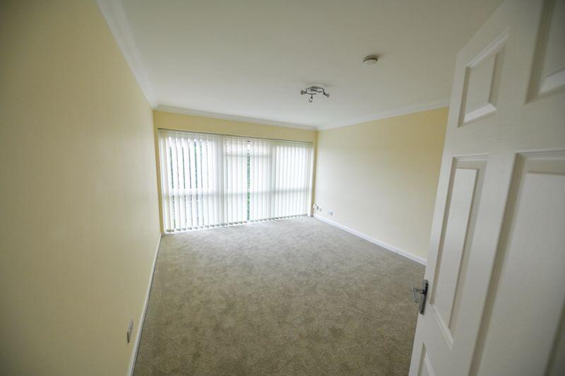 Apartment in Portsmouth - View 2